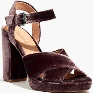 Madewell Vanessa Sandal in Rich Brown Velvet